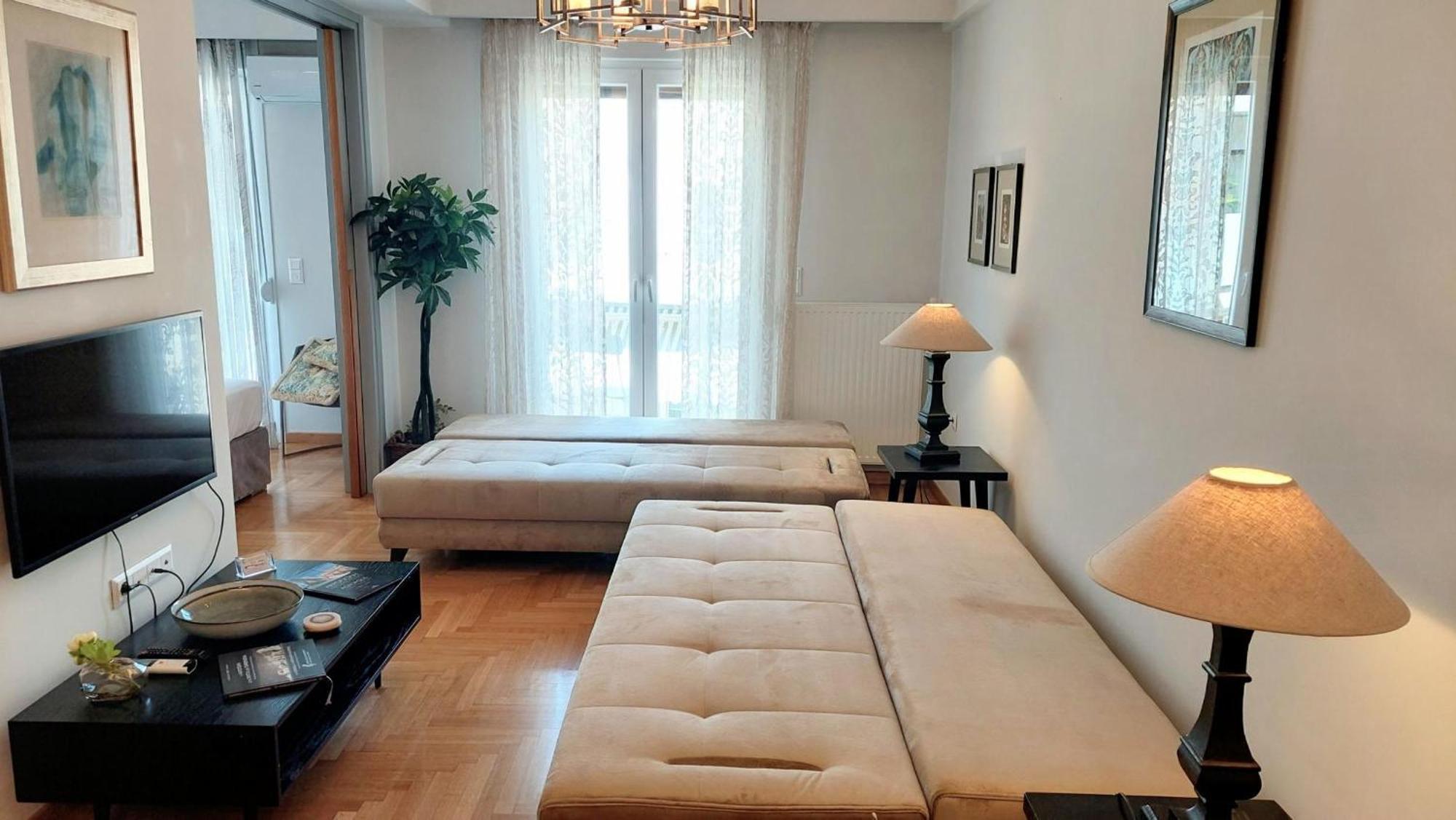 Elegant Apartment In Acropolis Atény Exteriér fotografie